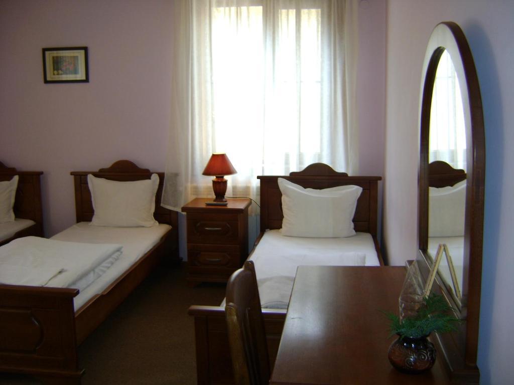 Guest House Todorini Kashti Koprivshtitsa Habitación foto